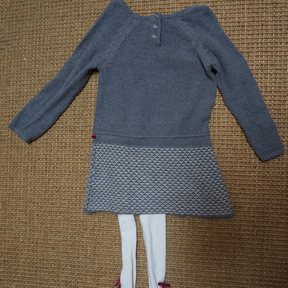Girls size 2-3yrs MAX Studio Baby Knit Grey Dress and Bow Stockings - Picture 2 of 3